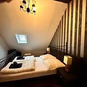 Adam's - Self Check-in & Only Private Hostel