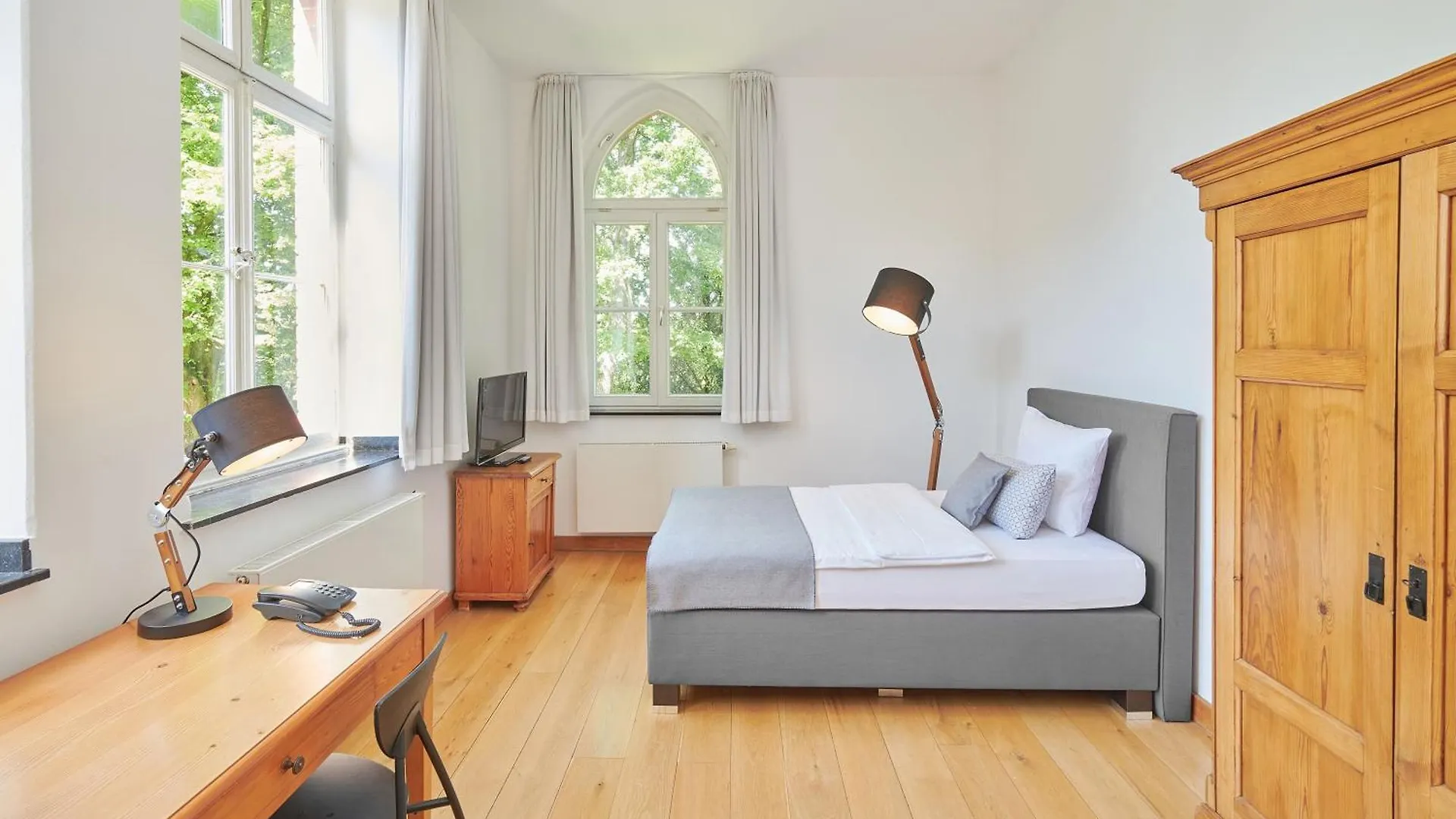 ****  Hotel Mutterhaus Duesseldorf Germany